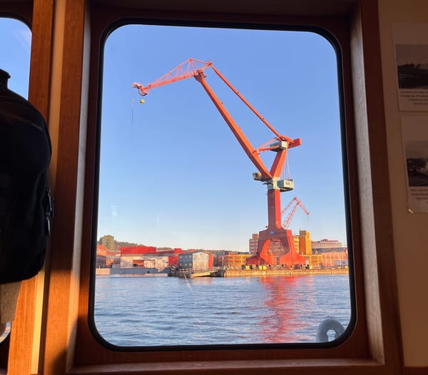 Spårgående Portalvippkran